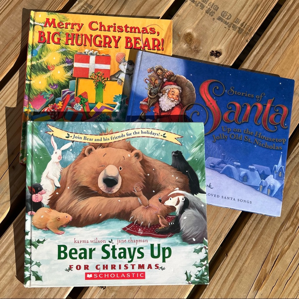 3 Book Bundle - Christmas Children’s Books! EUC!